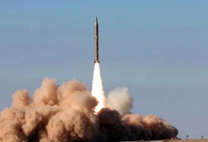 Dahshat! Eron birinchi marta zamonaviy vertikal raketalardan foydalanmoqda