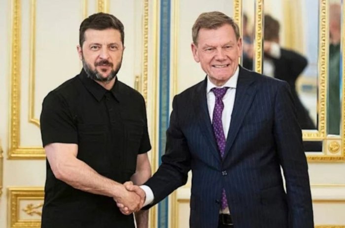 Зеленский Германия ТИВ раҳбарини "номуносиб" тақдирлади