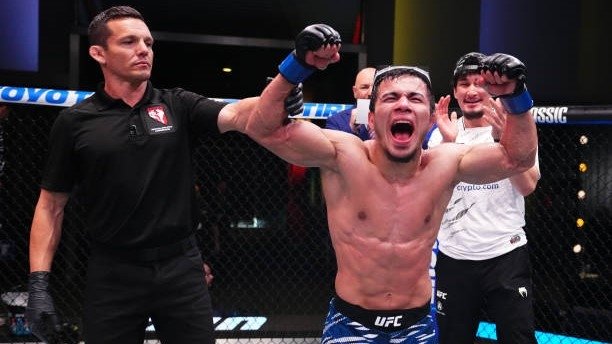 Ramazon Temirov UFC reytingida Top-15`ga kirib oldi