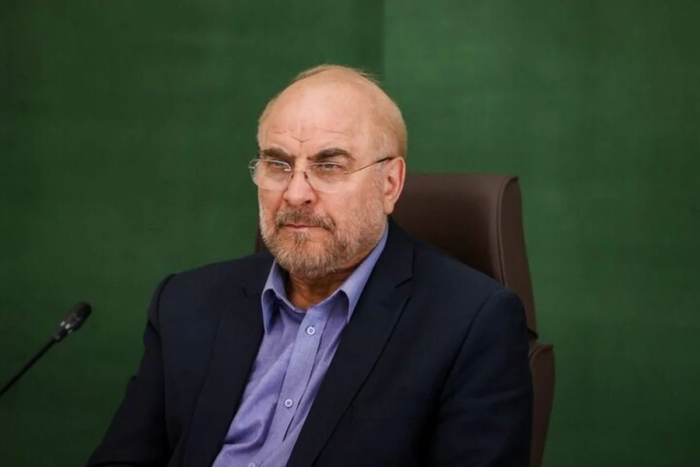 Эрон парламенти раиси: "Агар АҚШнинг мина тозалаш кемаси ўз позициясидан озгина бўлса ҳам силжиса, биз қатъият билан ўт очамиз"