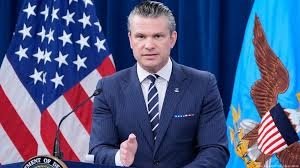 Pentagon rahbari yoshlarni armiyaga yollash haqida: "Juda semiz yoki juda befahm"