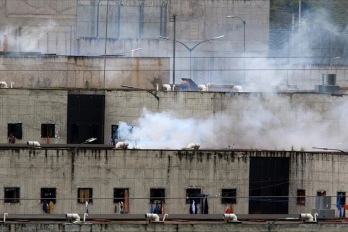Qamoqxonadagi tartibsizliklar natijasida bir kunda 30 dan ortiq mahbus halok bo‘ldi