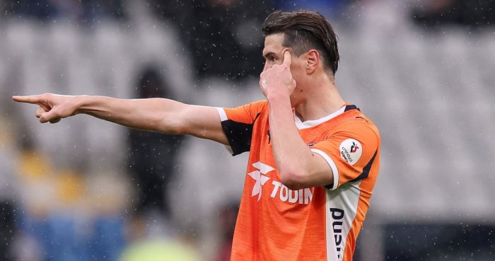 Кечаги учрашувда дубль қайд этган Шомуродов неча баҳога лойиқ кўрилди?