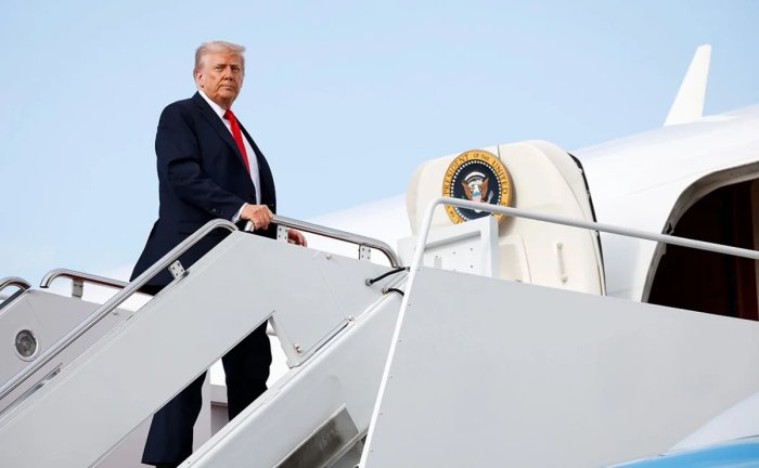 Трамп тижорат самолётлари импорти бўйича музокаралар олиб боришни буюрди