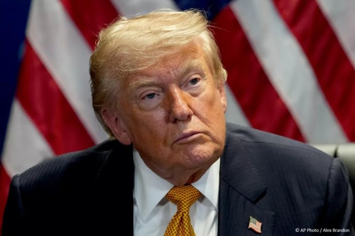 Трамп Anthropic раҳбари билан сунъий интеллектни тартибга солиш масаласини муҳокама қилади