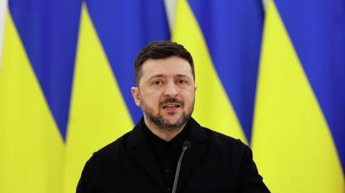 Зеленский: «Мақсадимиз Россияни бензинсиз қолдириш эмас, Украинани Россиясиз қолдириш»