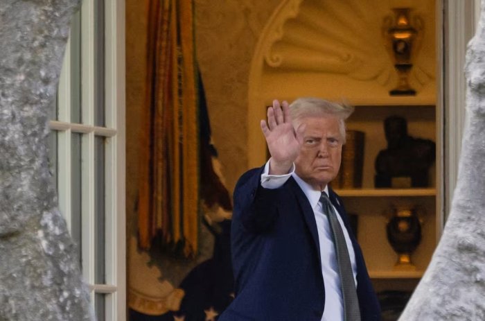  Трамп Путин билан суҳбатдан мамнун