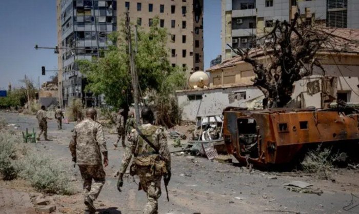 Жангарилар Суданнинг Ал-Фашир шаҳрида уч ҳафта ичида камида 60 минг одамни ўлдирди