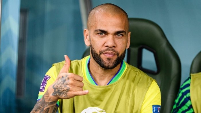 Dani Alves Rossiyaga ko‘chib o‘tishi mumkin