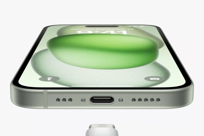 iPhone 15 айрим повербанклардан қувват олмаслиги маълум бўлди