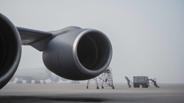 Буюк Британия Қатардаги авиабазадан ҳарбийларнинг бир қисмини эвакуация қилмоқда