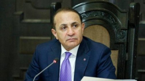 Арманистонда собиқ бош вазир қўлга олинди