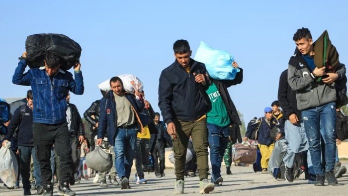 Eron 4 milliondan ortiq noqonuniy afg‘on muhojirlariga mamlakatni tark etish uchun muhlat berdi