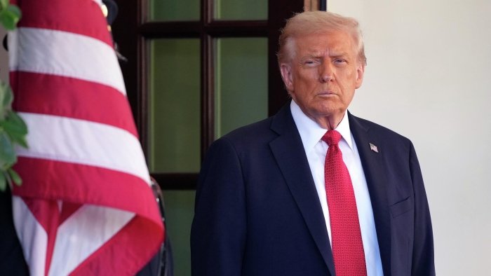 “Hamma narsa yo‘q qilinsin” — Tramp bayonotidan so‘ng Venesuela ustida parvozlar taqiqlandi