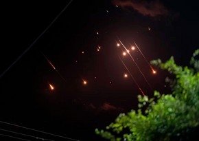 Расман! Эрон Исроилга қарши юзлаб баллистик ракеталар учирганини эълон қилди