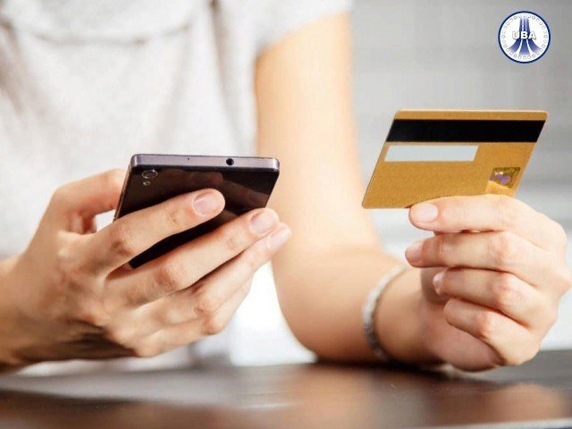 Қайси банк иловасида Uzkard картасидан бошқа банк Uzkard картасига пулни фоизсиз ўтказиш мумкин?