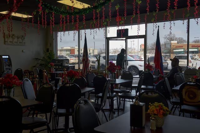 АҚШ Олий суди Трампнинг Гаити ва Суриялик мигрантлар бўйича қарорини кўриб чиқмоқда