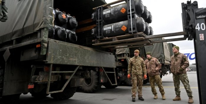 AQShning yangi qurol partiyasi Ukrainaga yuborilishga tayyor
