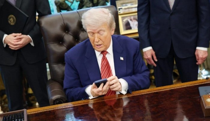 Трампнинг маслаҳатчилари унга матбуотга ўйлаб ўтирмай интервю беришни камайтиришни тавсия қилмоқда 