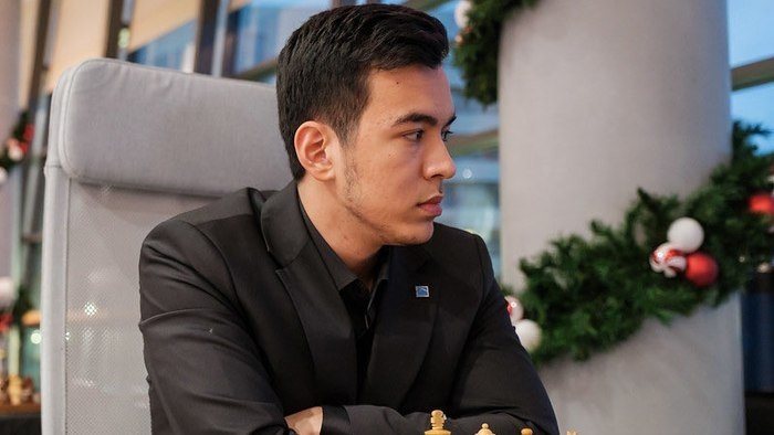 «London Chess Classic». Nodirbek Abdusattorov ketma-ket 3 ta g‘alabadan keyin yakka peshqadamga aylandi