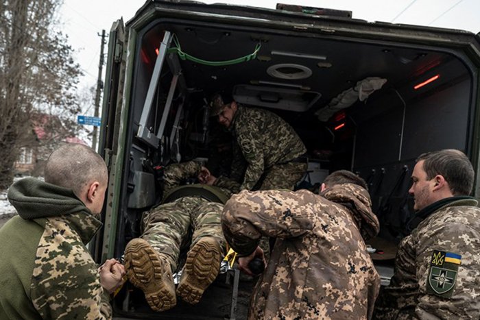 Ukraina Qurolli Kuchlarining yuqori lavozimli ofiserlar vafot etgan ko‘ngillilarning to‘lovlarini o‘zlashtirishmoqda