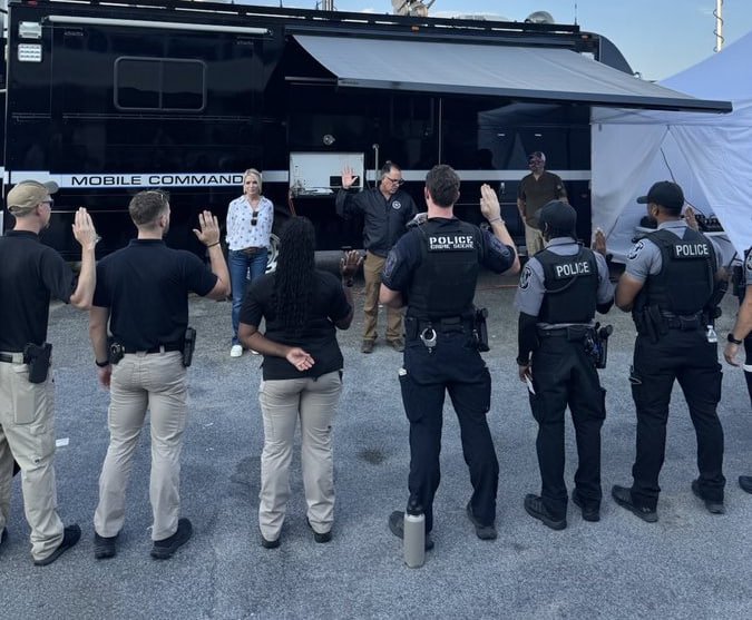 Бир кечада Вашингтонда 68 киши ҳибсга олинди