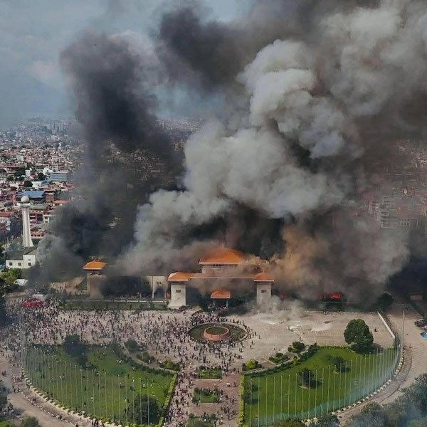 Nepaldagi ommaviy noroziliklardan so‘ng prezident iste’foga chiqdi