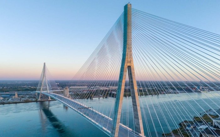 Трамп Канадага яна таҳдид қилди 