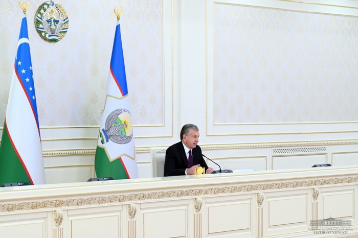 Президент Шавкат Мирзиёев тонировка нархи бўйича қарор имзолаганини маълум қилди