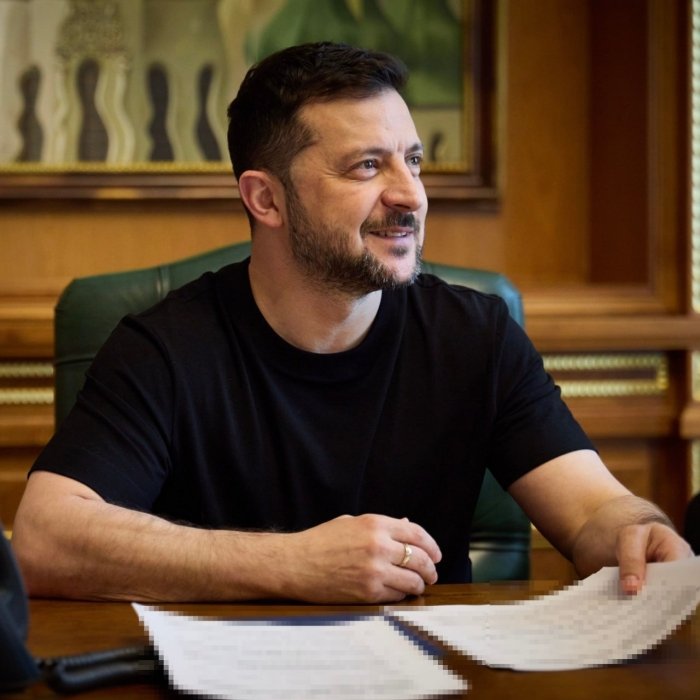 Zelenskiy: Ukraina yuz minglab yangi dronlarga ega bo‘ladi