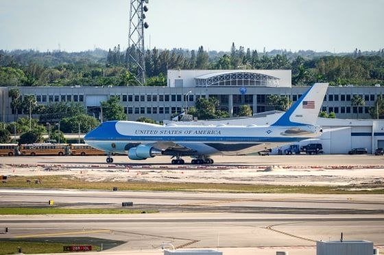 Palm-Bich aeroportiga Donald Tramp nomini beriladi