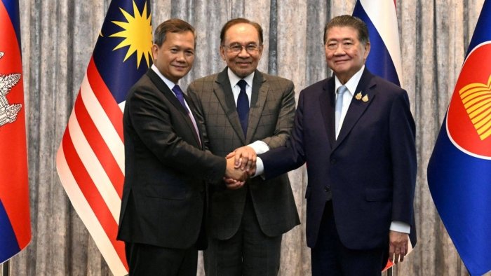 Tailand va Kamboja o‘t ochishni to‘xtatishga kelishib oldi