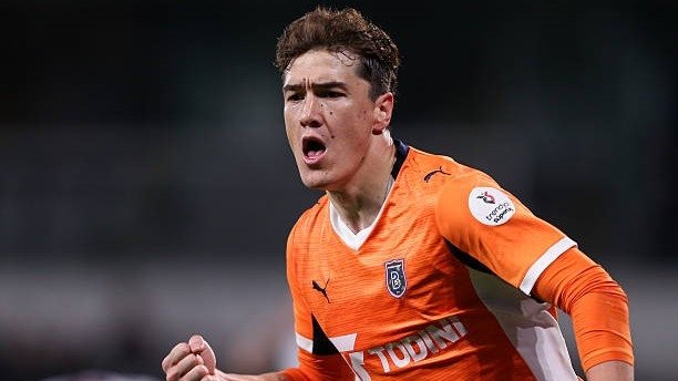 Шомуродов "Йилнинг энг яхши футболчиси" мукофотини қўлга киритгач, муносабат билдирди