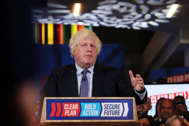 Buyuk Britaniyaning sobiq bosh vaziri Boris Jonson 1991 yilgi chegaralarni Ukrainaga qaytarish talabidan voz kechishni taklif qilmoqda