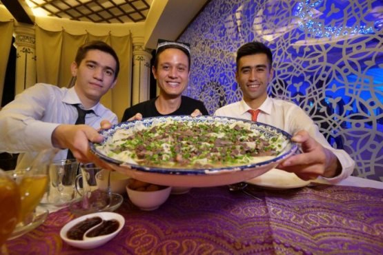 O‘zbekistonga mashhur fud-bloger Mark Vins tashrif buyurdi (foto va video)