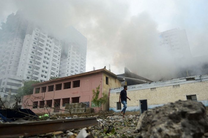 Покистонда заводда портлаш: 15 киши ҳалок бўлди