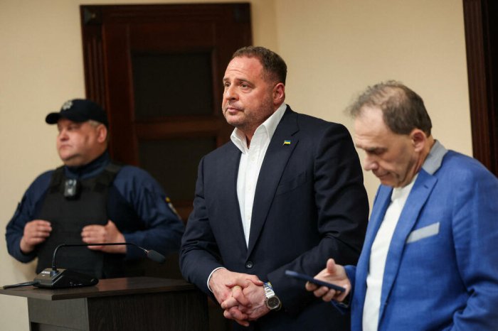 Брюссел: Андрей Ермак иши Украинанинг Иттифоққа аъзо бўлишига тўсқинлик қилмайди