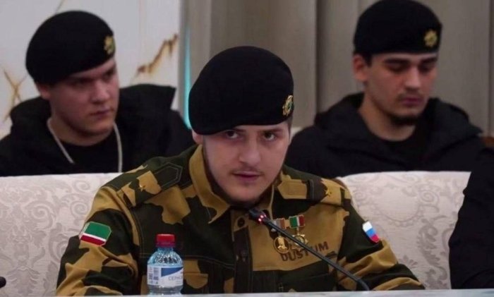 Ramzan Qodirovning o‘g‘li Adamga yana bir medal topshirildi