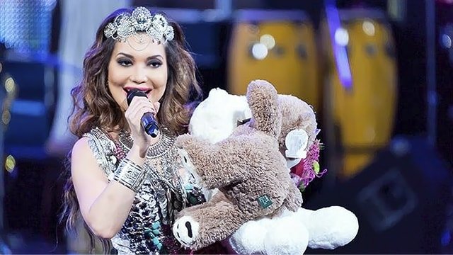 Райҳон шеърдан муаллиф рухсатисиз фойдаланилгани учун жаримага тортилди