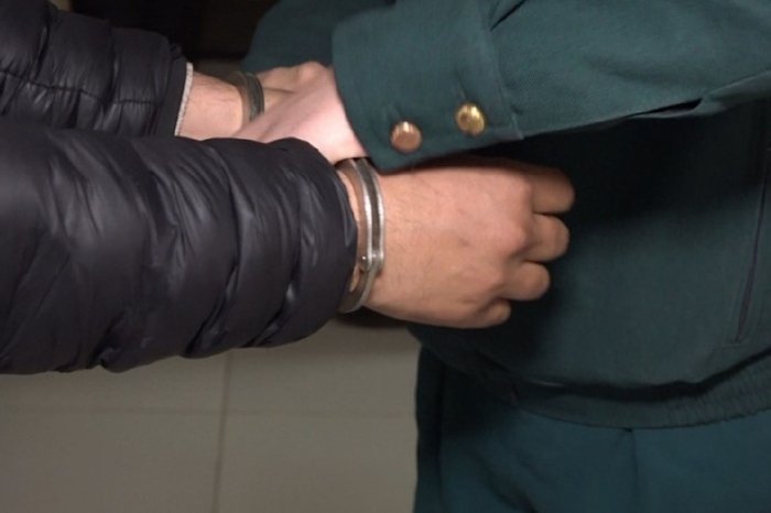 Ozarbayjonda fojiaviy voqea: erkak onasini o‘ldirib, o‘zini yoqib yubordi