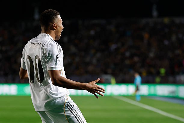 Mbappe YECHLda xet-triklar soni bo‘yicha Benzemaga yetib oldi