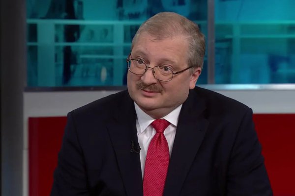 Россиянинг АҚШдаги элчиси: "Истанбулдаги учрашув Байденнинг заҳарли меросидан халос бўлишга ёрдам бериш учун мўлжалланган"