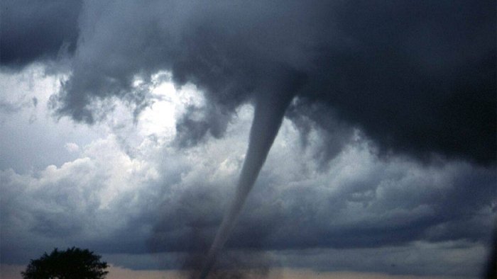 AQShda tornado oqibatida kamida 31 kishi halok bo‘ldi