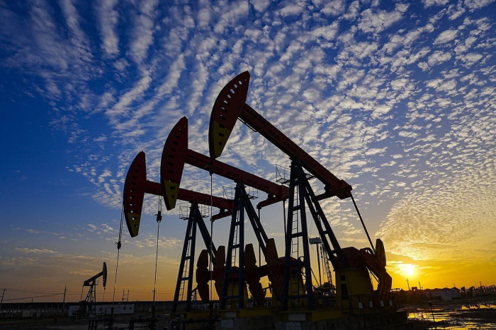 AQSh Eron neftini sotish uchun berilgan ruxsatnomani yangilamaydi