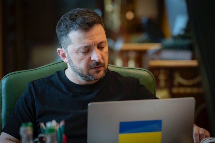 NYT: Zelenskiy Tramp tomonidan Putinga Ukraina urushini yakunlash uchun berilgan 50 kunlik muddatdan norozi 