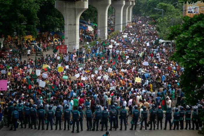 Bangladeshdagi namoyishchilar maqsadiga erishdi