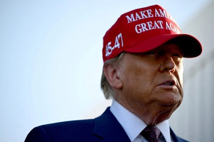  Трамп Форс кўрфазининг номини ўзгартирмоқчими?