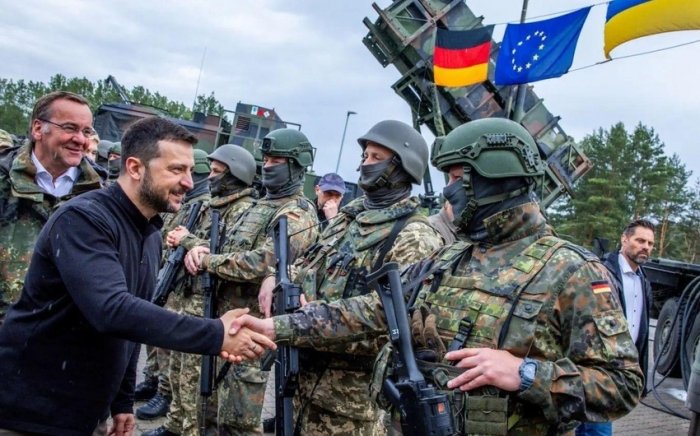 Германия вице-канцлери: "Украинага немис қўшинларини юбориш вақти келмади"