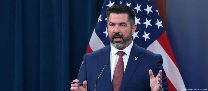 Пентагон ҳарбий базаларни кенг кўламли уруш эҳтимолига тайёрламоқда