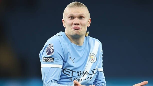 Холанд Роналдуни ортда қолдирди